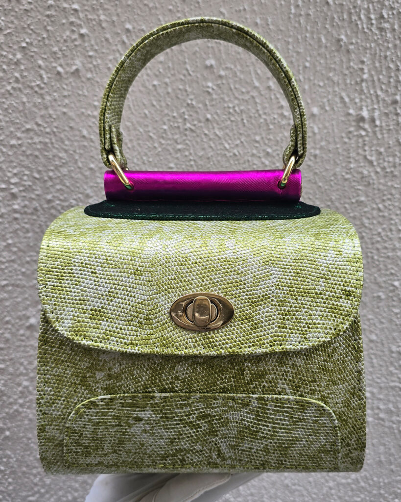 Spotted Green & Fuchsia Contrast 001– HS-DXAL25-PM-003